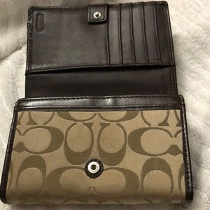 Ladies wallet